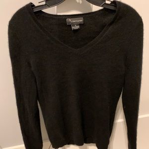 Cashmere By Bloomingdale’s Sweater size M